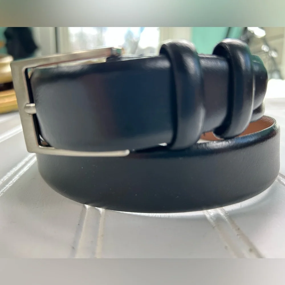 Italian Belt Leather Men’s Black Sleek Silver Buckle Hand Made 34 Inch